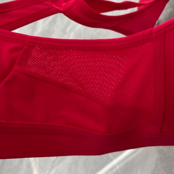 Women's Victoria’s Secret Sport Incredible Lightweight Max Sports Bra 34C - Picture 10 of 16